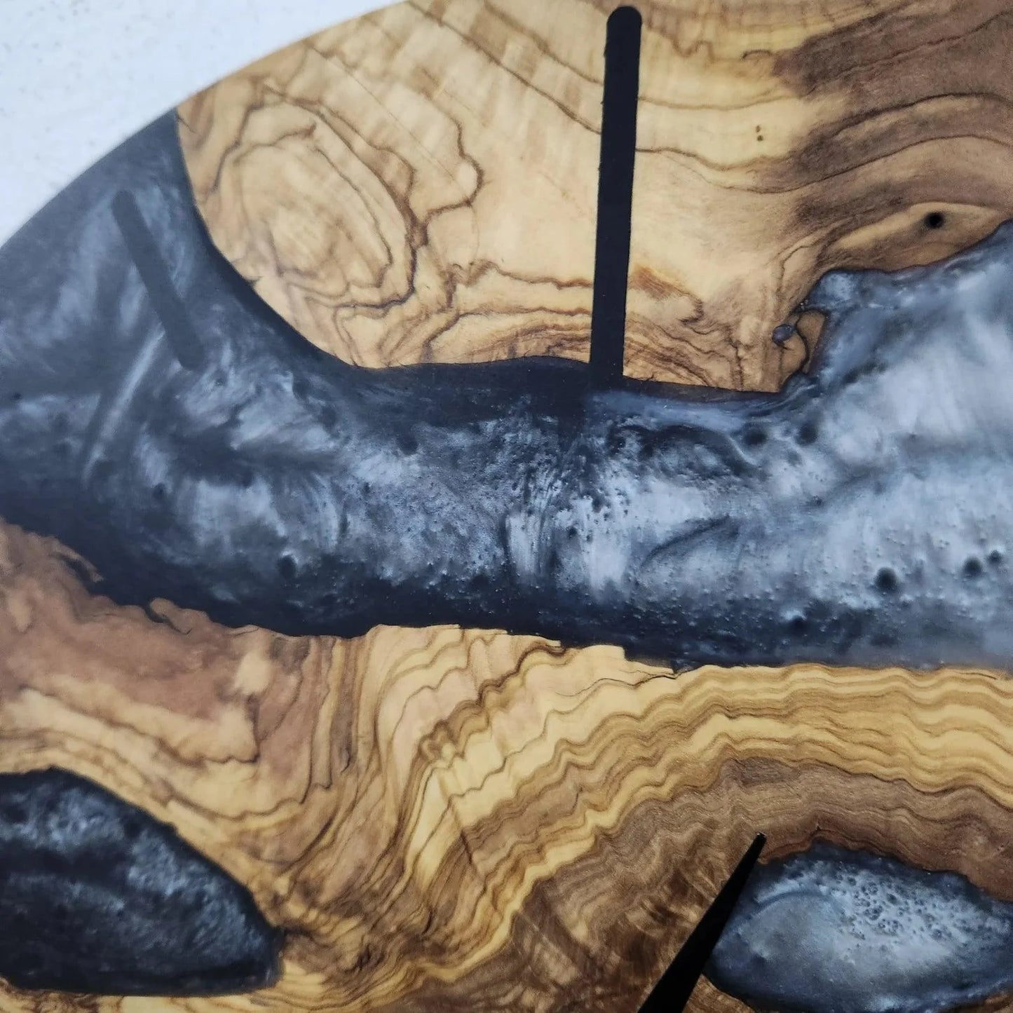 Black and White Epoxy Wall Clock, Custom Made Resin & Olive Wood Wall Clock, Made to order Epoxy and Olive Wood Wall Clock, Live Edge Clock