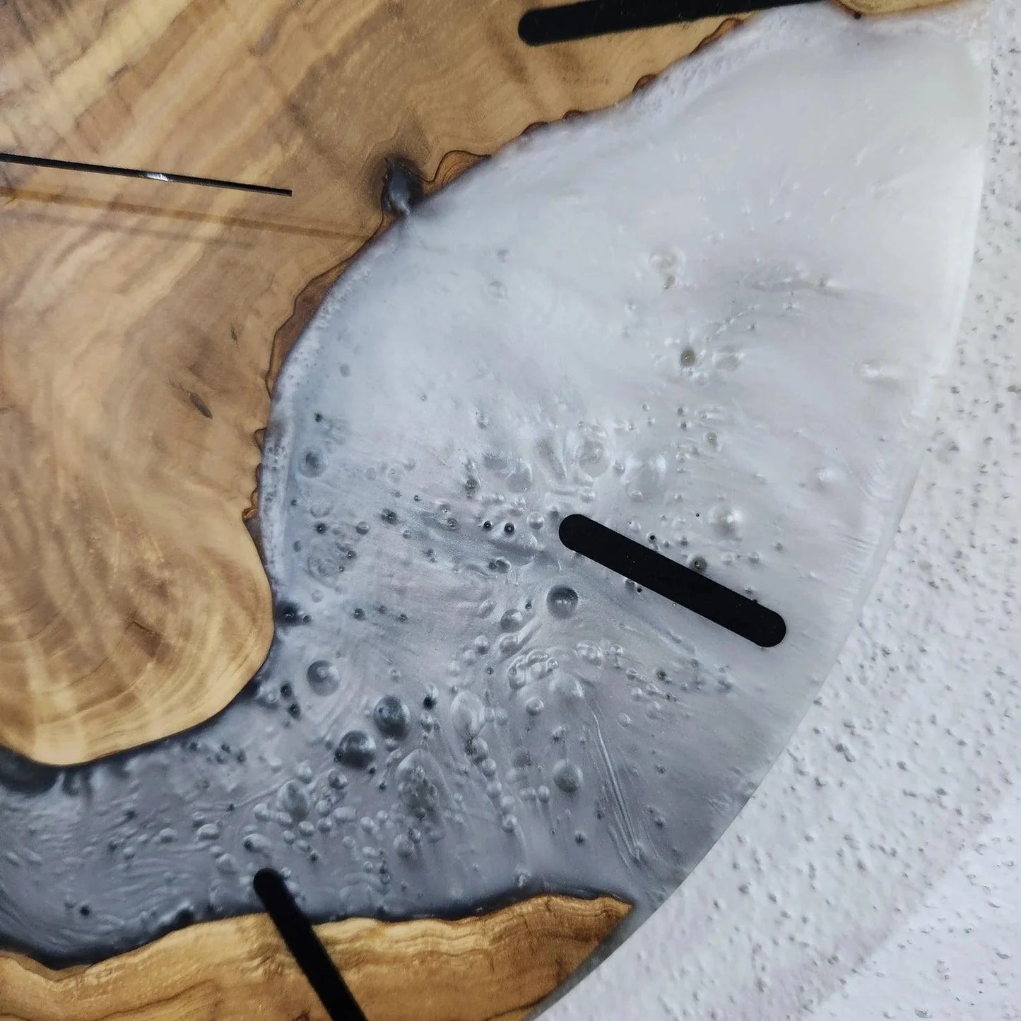 Black and White Epoxy Wall Clock, Custom Made Resin & Olive Wood Wall Clock, Made to order Epoxy and Olive Wood Wall Clock, Live Edge Clock